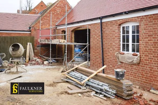 What is the minimum distance between 2 houses? 2 Distance Between Two Houses : Party Wall Surveyors Andover