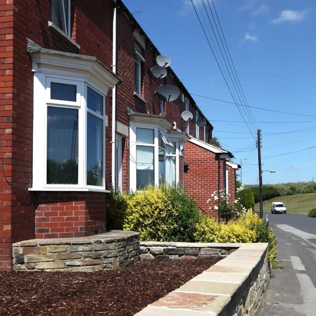 Can a Neighbour Remove Survey Stakes? 3 Min Critical Guide to Avoid Legal Issues 2 Faulkner Party Wall Surveyors Andover : Can My Neighbour Remove Survey Skates